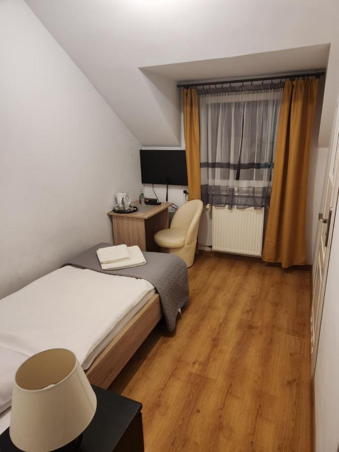 Zajazd Feniks Lubaczow Exterior photo